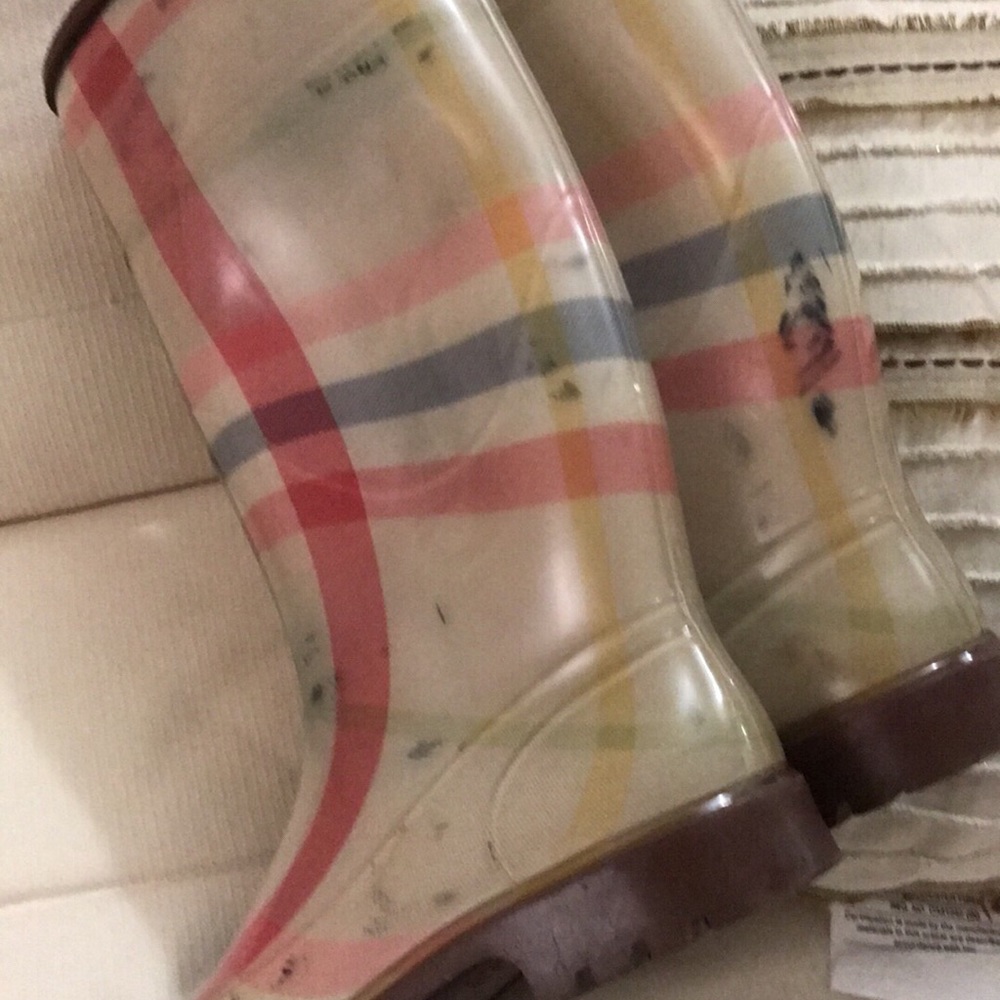 Rain boots