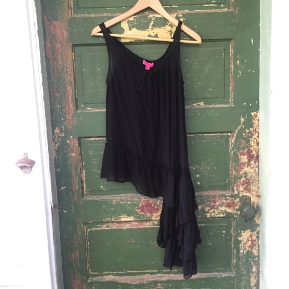 ❌sold ❌Asymmetrical Silk Blouse By Betsey Johnson