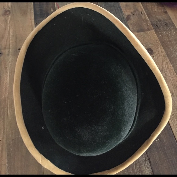 Vintage hat main image 3