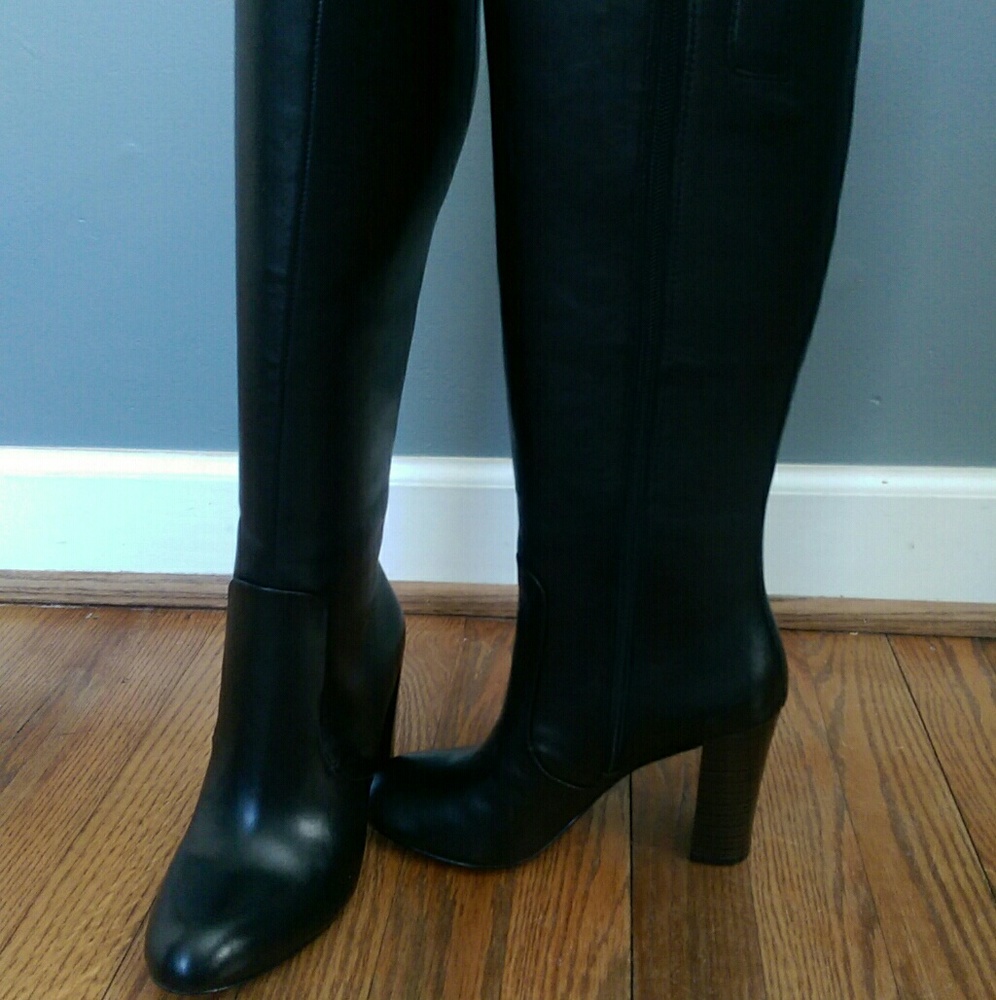 Nine West Sabora tall boot