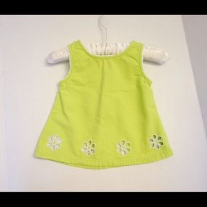 Gymboree sleeveless top with adorable details! 🌸