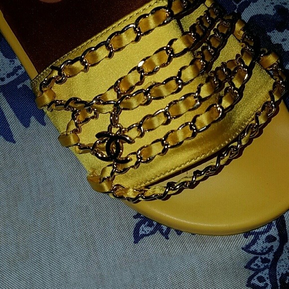 Summer Chained Satin Rubber Slide - Picture 2 of 4