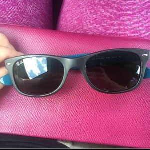 Ray Bans sunglasses w/ Simply Southern strap 😎