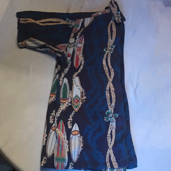 Men's Colo Wear Hawaiian button down shirt. - Picture 3 of 4