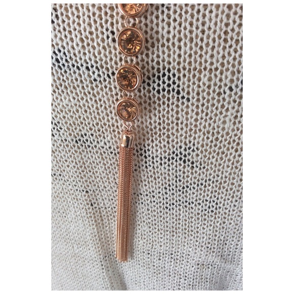 Rose Gold Necklace - Picture 5 of 6