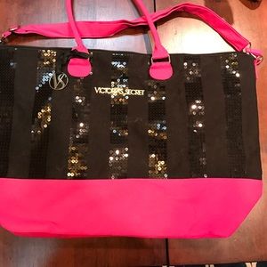 Victoria's Secret zippered bag