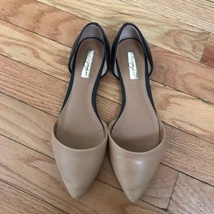 Halogen color block flats