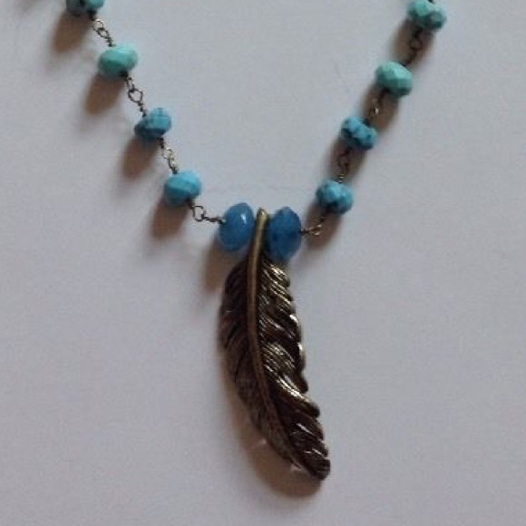 FOSSIL Feather Necklace Turquoise Pendant Charm Good Luck - Picture 1 of 8