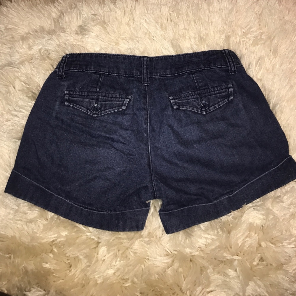 American Eagle lightly distressed denim shorts - Picture 2 of 4