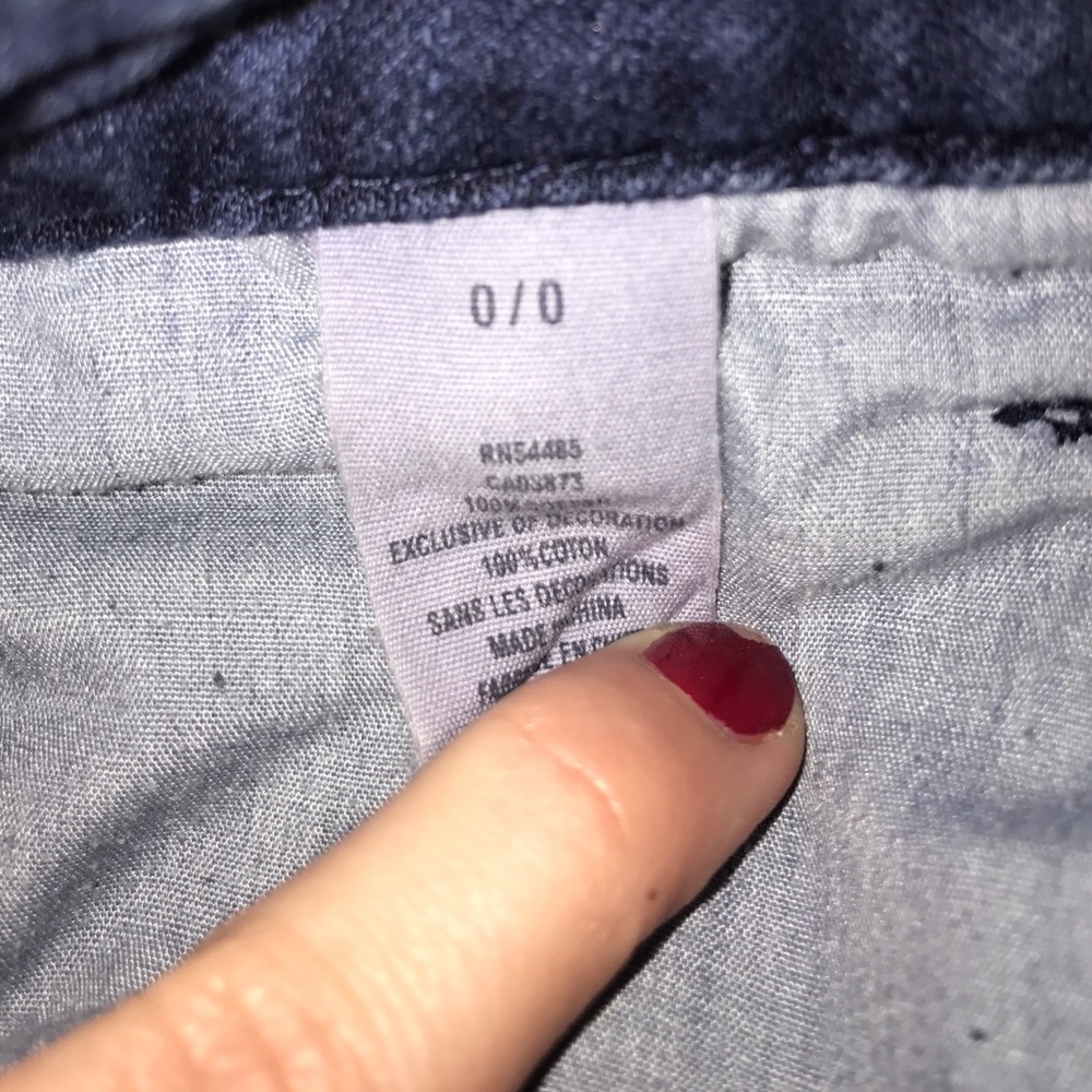 American Eagle lightly distressed denim shorts - Picture 4 of 4
