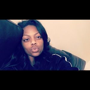 Meet your Posher, Jamesha
