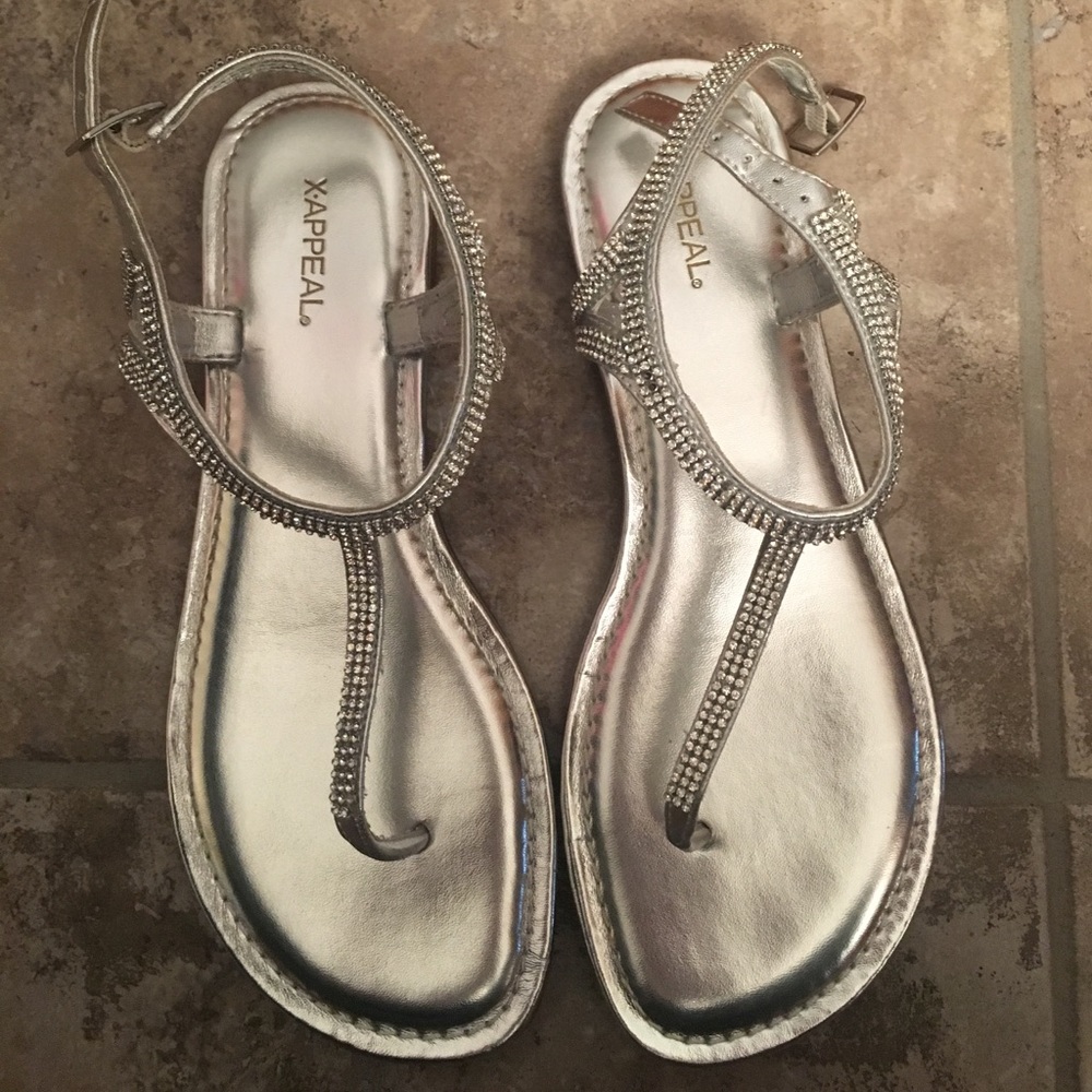 X-Appeal Silver Sandals