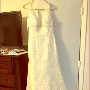 Davids Bridal beaded trumpet dress. Sz 4 - T9612