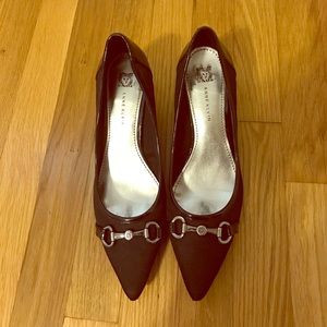 Anne Klein Black Pumps with 1.5 inch heel