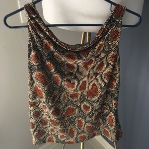 Scoopneck work tank