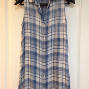 Long lightweight 70% Viscose Sleeveless tunic