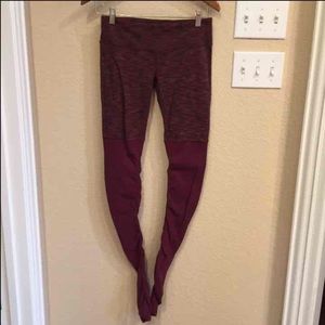 Alo Space Dye Burgundy Goddess Leggings
