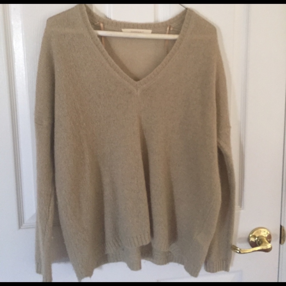 Beige knit Zara top