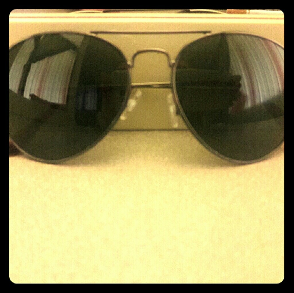 Foster Grant Sun Glasses