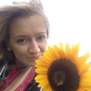 Meet your Posher, Beata