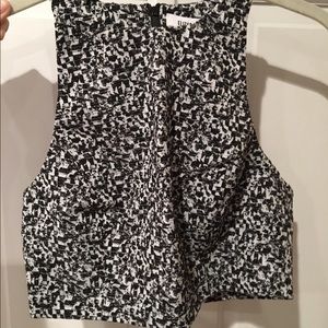 ELIZABETH and JAMES crop top