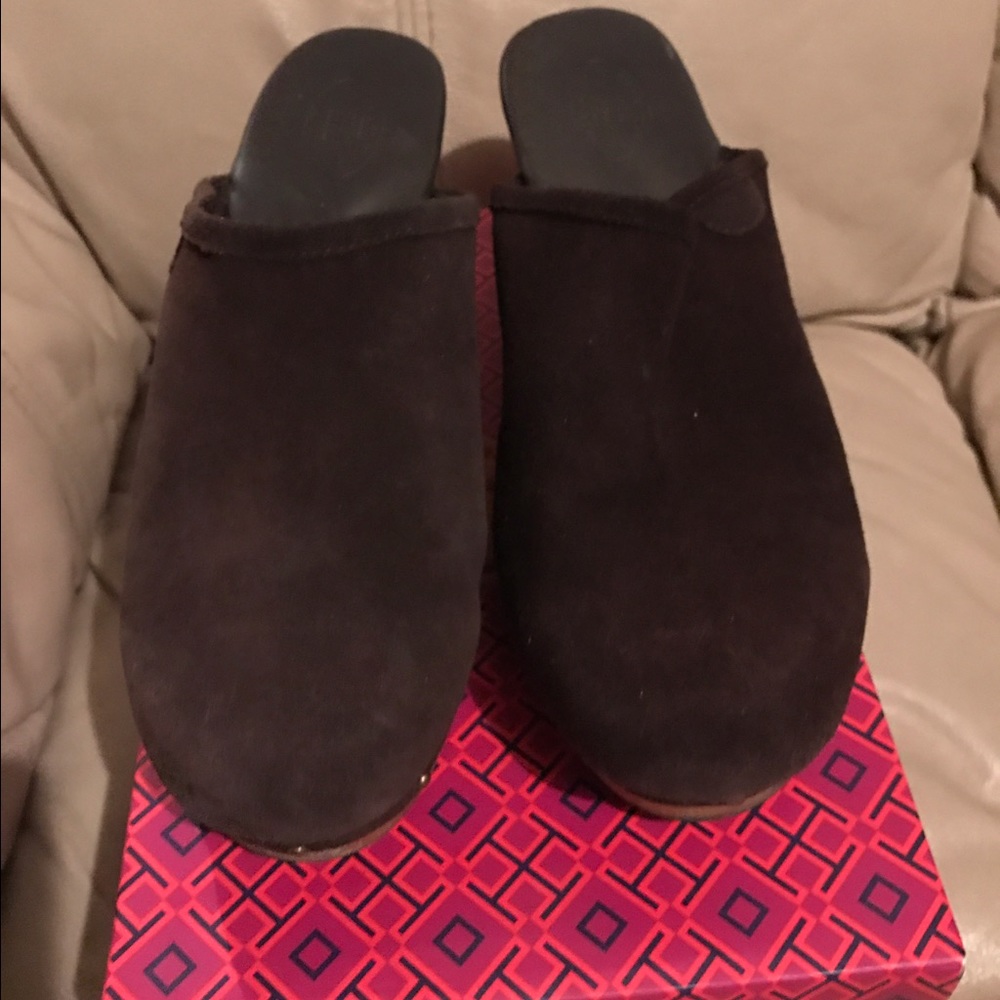 American Eagle shoes