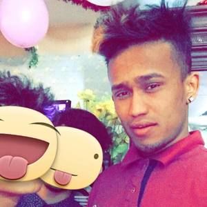 Meet your Posher, Lay