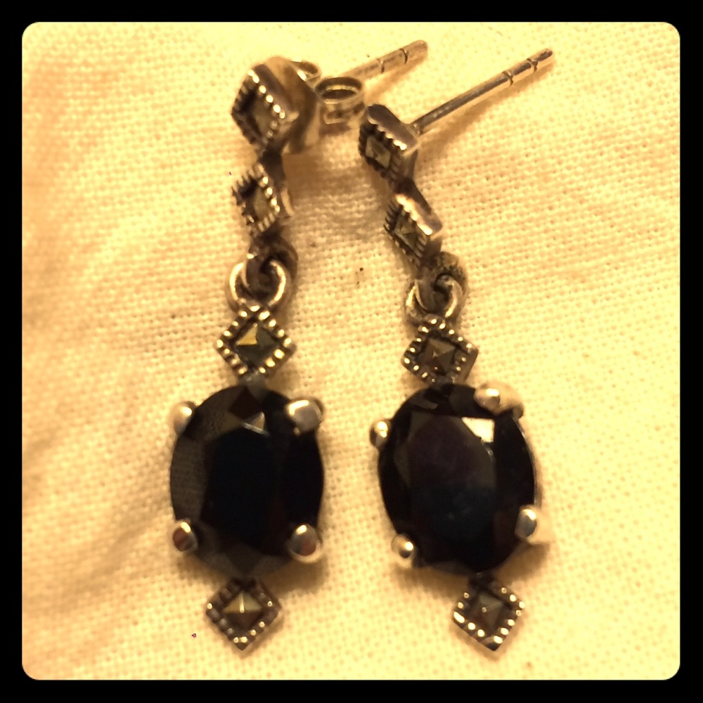 Black glass dangle earrings. Faux fashion costume