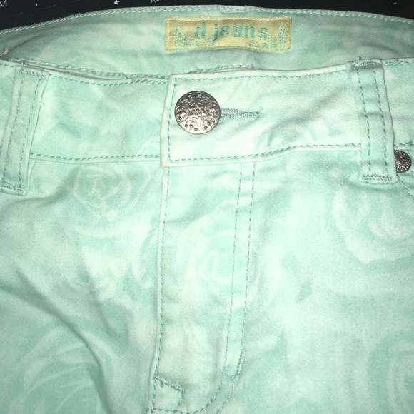 Jeans - Picture 2 of 2