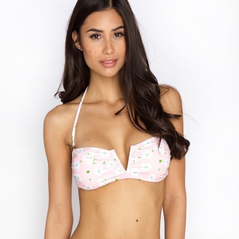 NWT Frankie's Bikini's willow bikini top. XS.