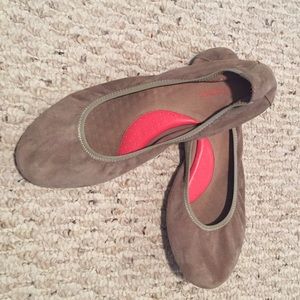 Hush Puppies Chaste Suede Ballet Flats