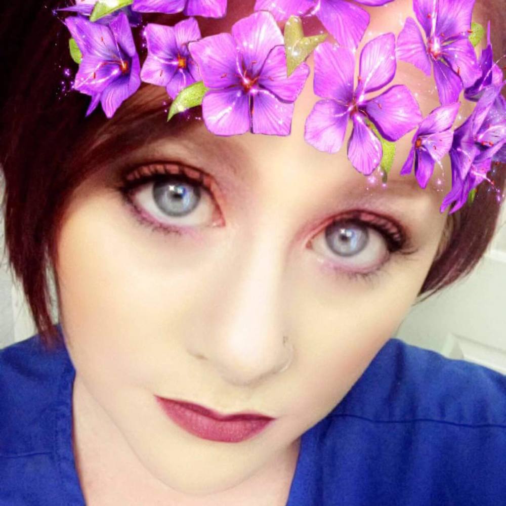 Meet your Posher, Kayla