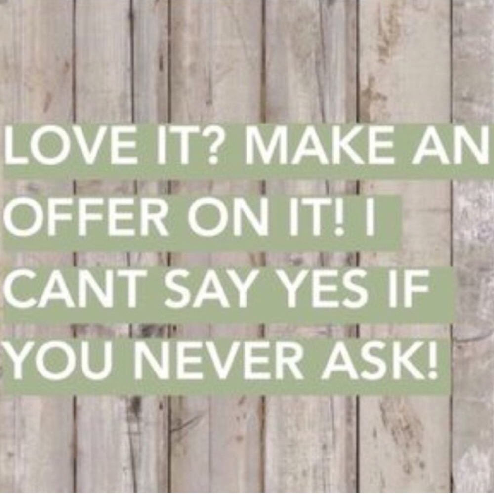 MAKE ME OFFERS!🛍💕