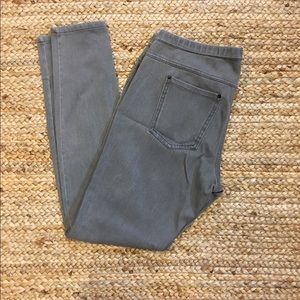 Hue L gray jean look leggings
