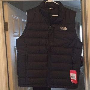 Men's North Face Vest! NWTs