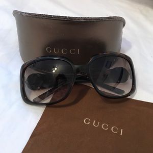 GUCCI "HAVANA" Sunglasses in MINT condition!