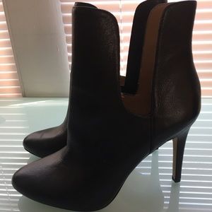 BCBGENERATION booties