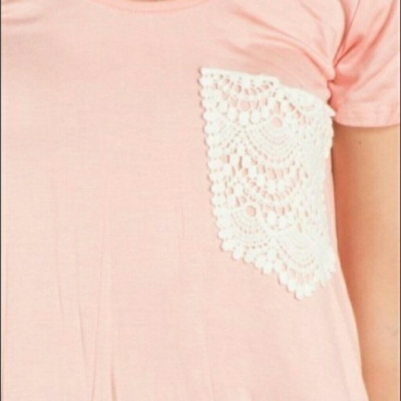 Jersey tee w/crochet pocket (S,M & L) - Picture 3 of 3