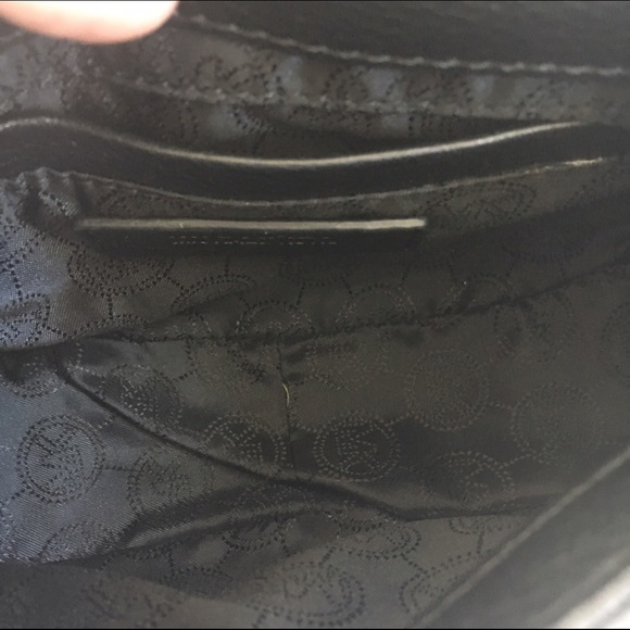 MICHAEL KORS Fulton Cross body bag - Picture 7 of 10