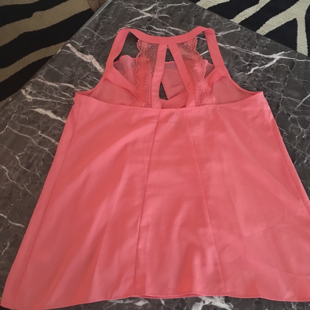 Top - Picture 2 of 3