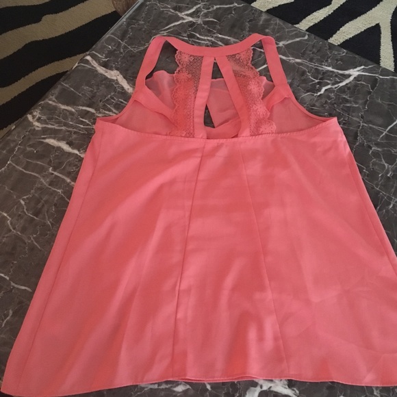 Top - Picture 2 of 3