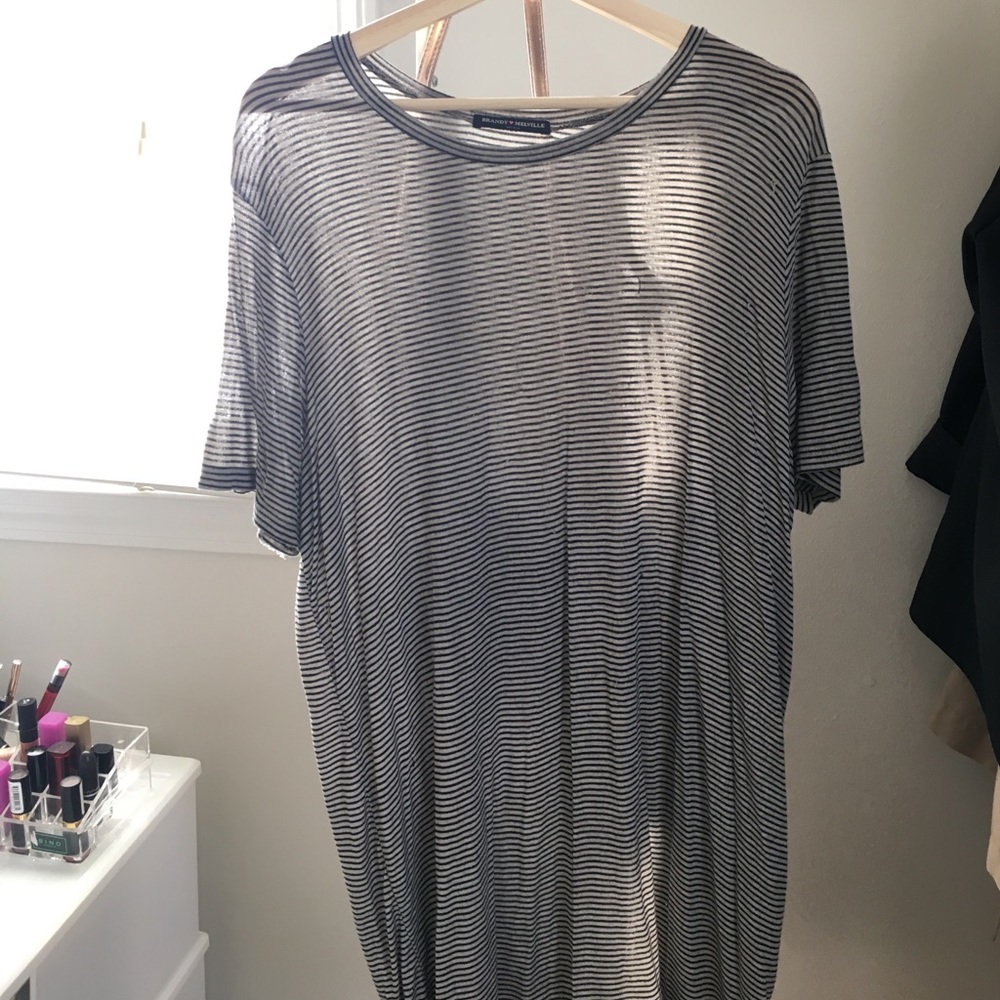 Brandy Melville Luana T shirt dress