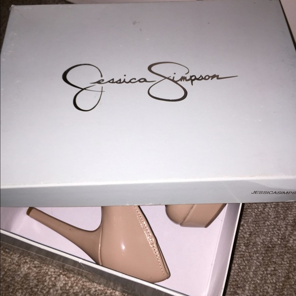 Jessica Simpson Nude Stilettos - Picture 5 of 5