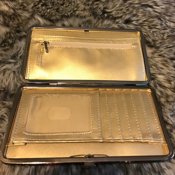 Wallet - Picture 2 of 2