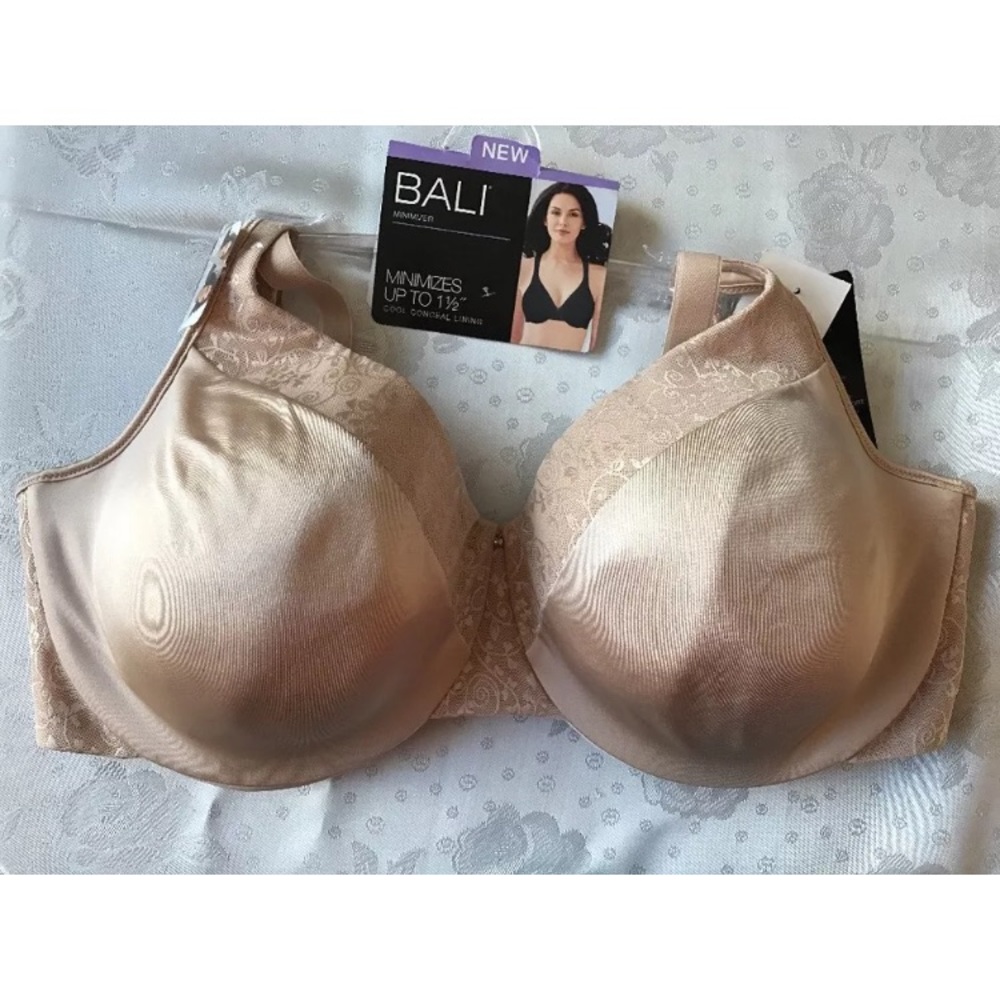 Women NWT Bali Women's Lingerie Nude Minimizer Bra