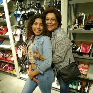 Meet your Posher, Luisa