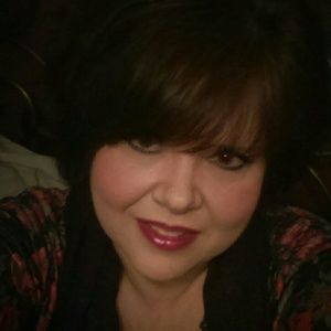 Meet your Posher, Charlene