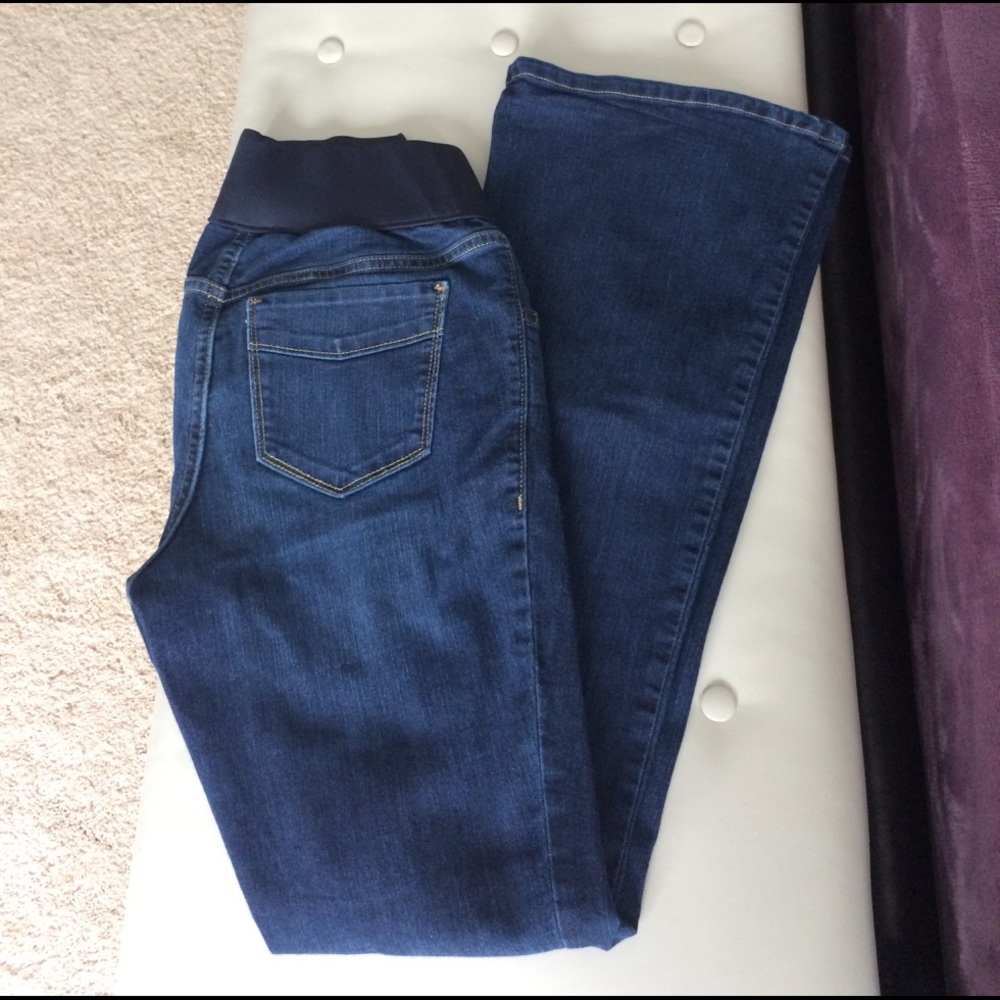 Old navy maternity dark denim jeans