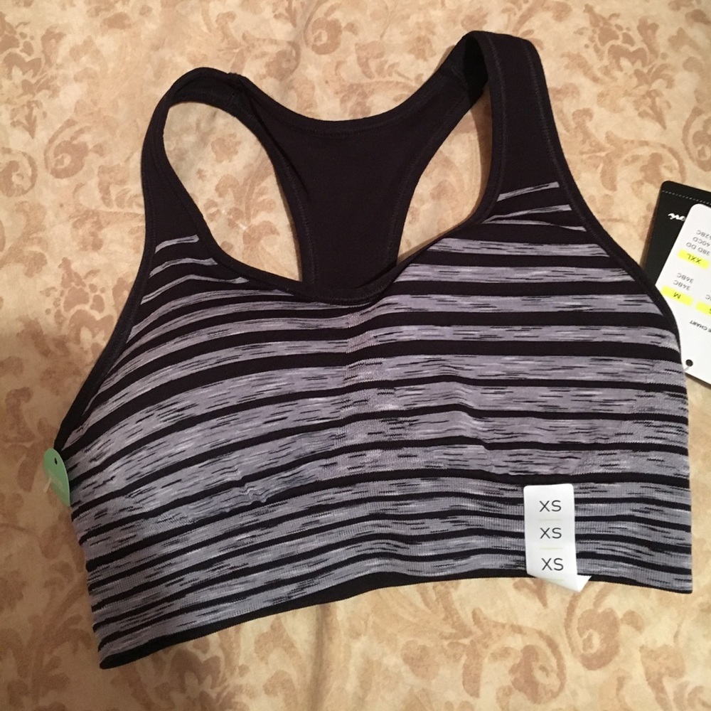 Sports bra black and grey