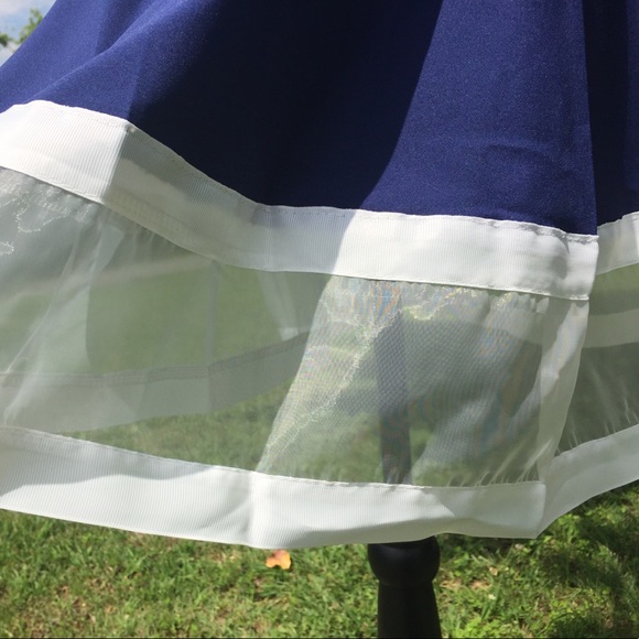 New Blue or white Flirty Summer Dress - Picture 5 of 8